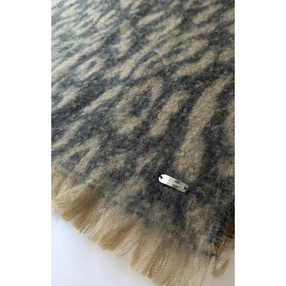 Steve Madden Women's Lofty Leopard-Print Woven Natural O/S (MSRP $38) - Picture 4 of 5